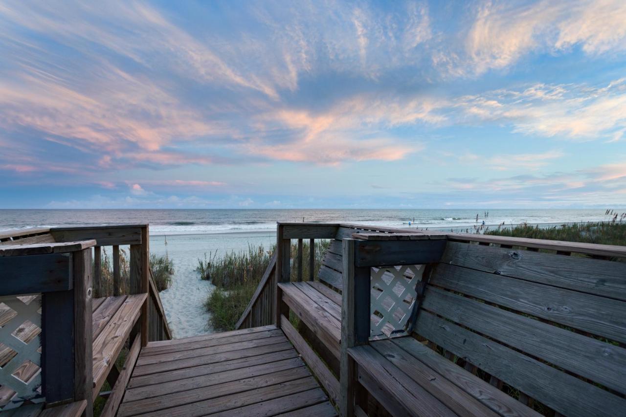 Sandpebble Beach Club Surfside Beach A Ramada By Wyndham Екстериор снимка